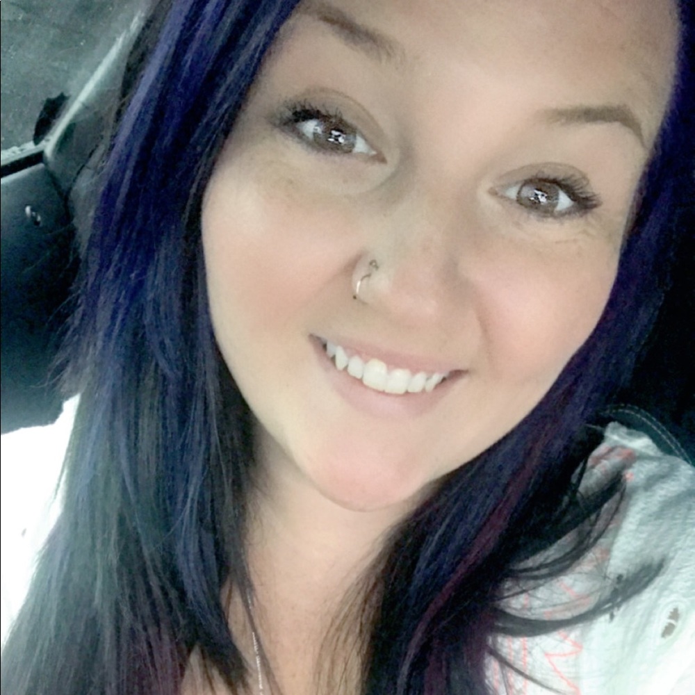 Meet your Posher, Amanda